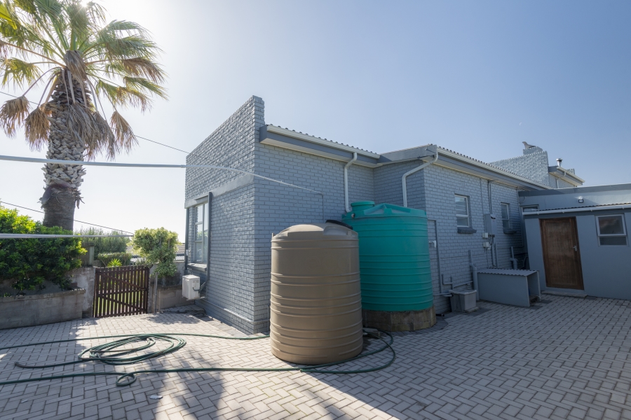 3 Bedroom Property for Sale in Myburgh Park Western Cape